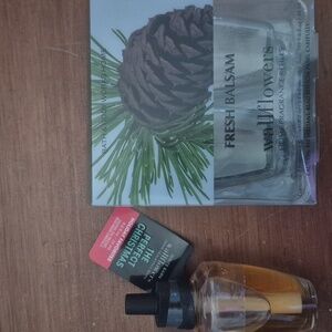 3 Bath & Body Works Walflower Refills, 2 Pack Fresh Balsam & Perfect Christmas